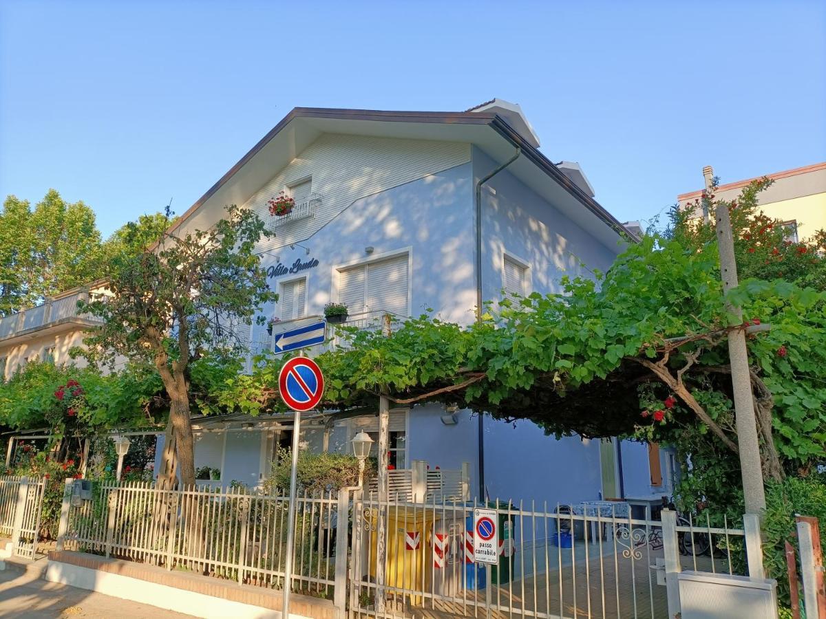 Villa Lauda B&B 리미니 외부 사진