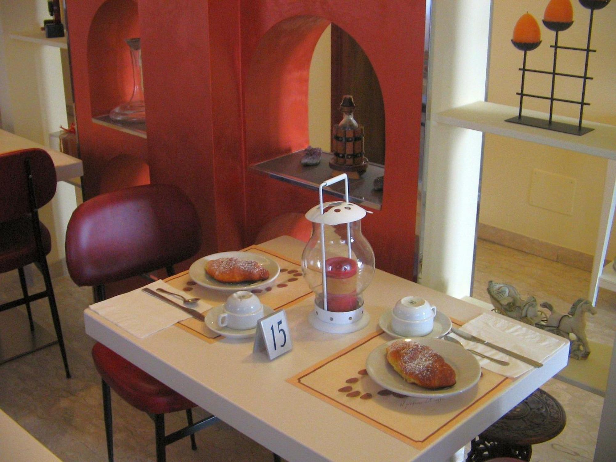 Villa Lauda B&B 리미니 외부 사진