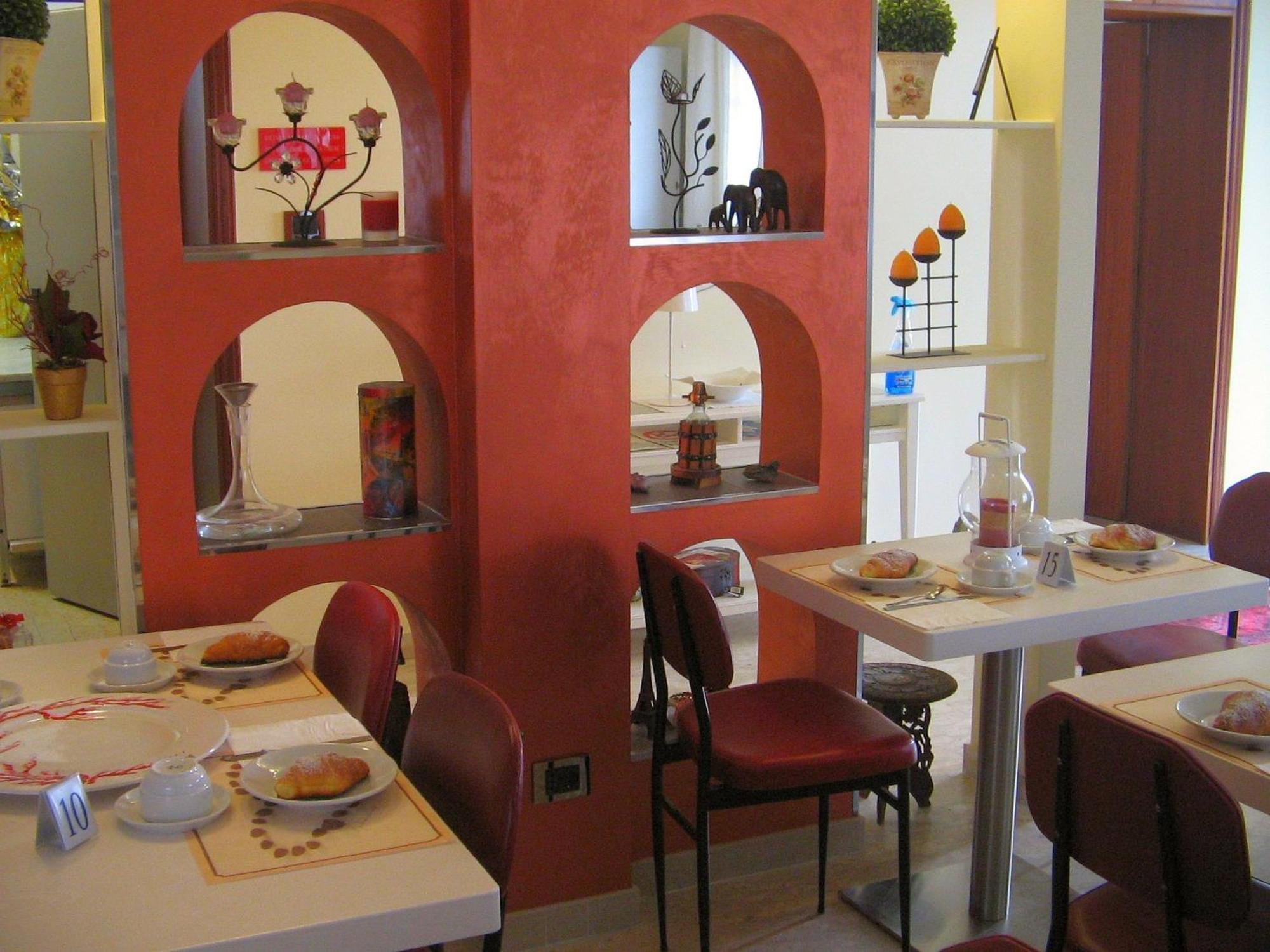 Villa Lauda B&B 리미니 외부 사진