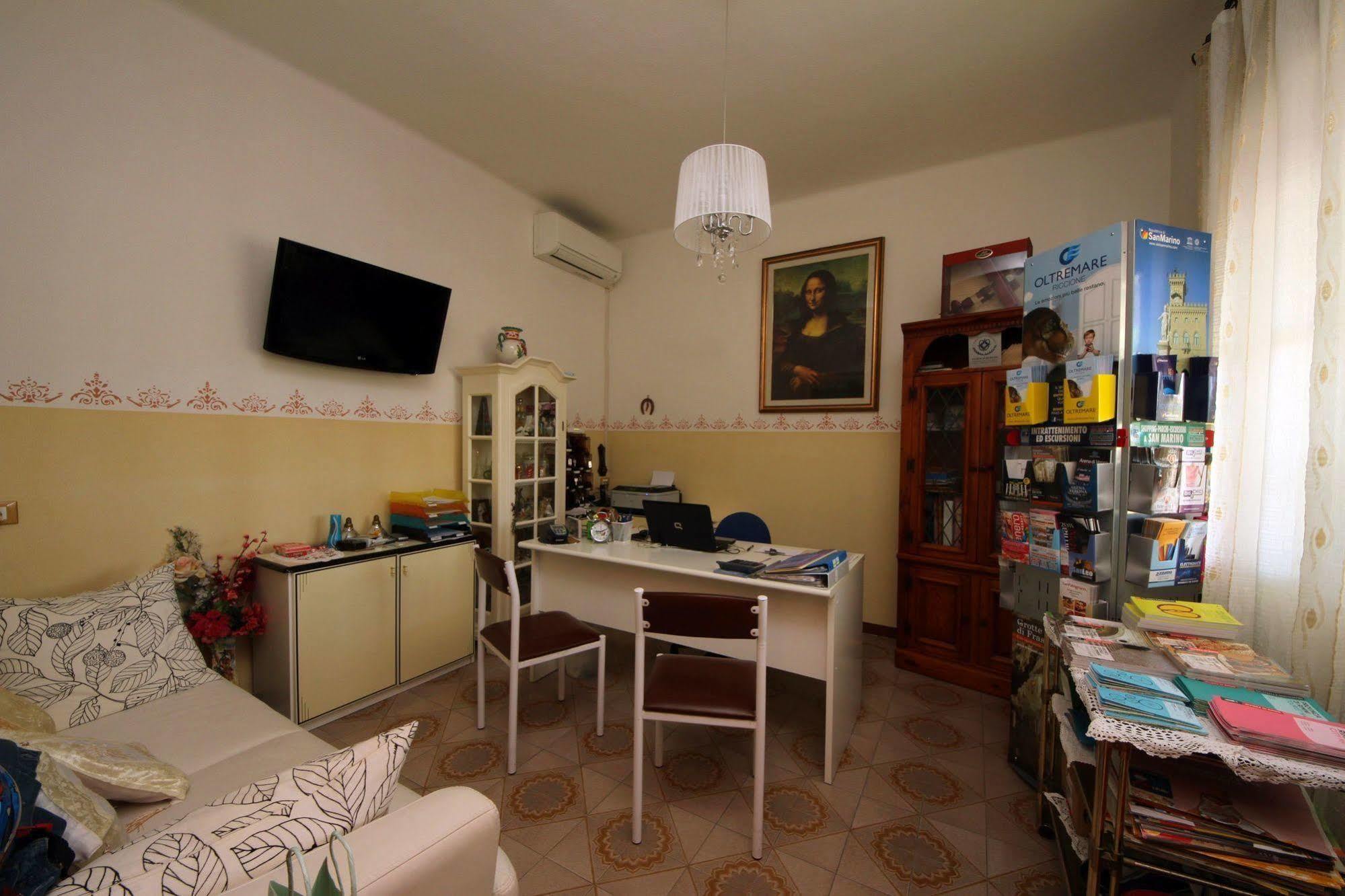 Villa Lauda B&B 리미니 외부 사진